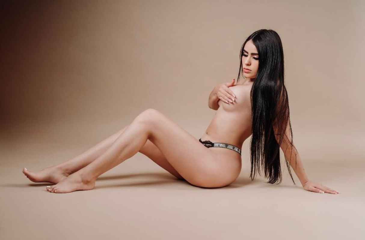 Sibylle - independent companion