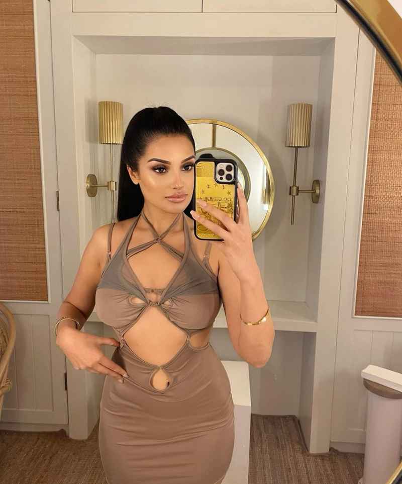 Florence - outcall available