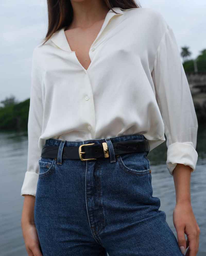 Heloise - mature companion