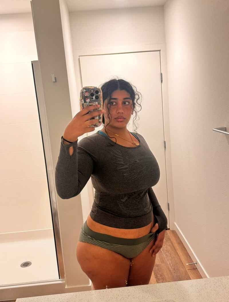 Holly - incall tonight