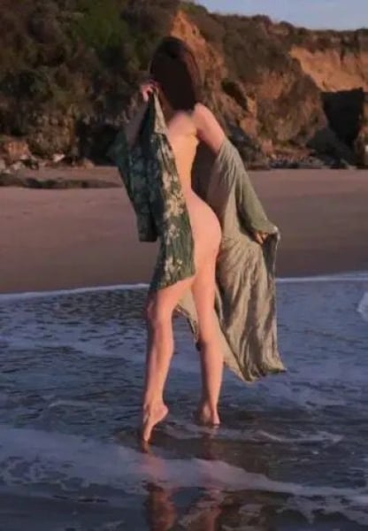 Margot - open minded