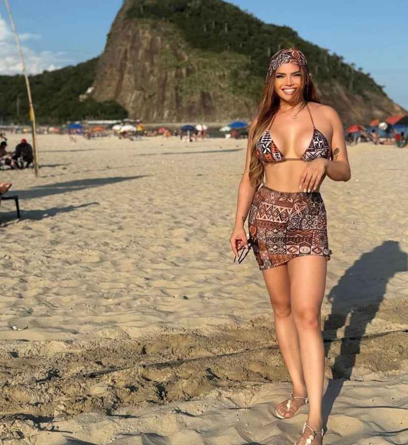Olive - curvy
