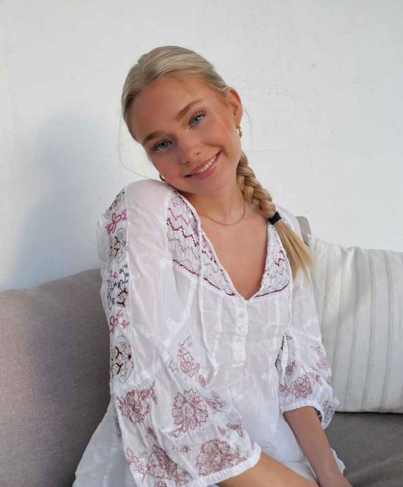 Sybille - touring