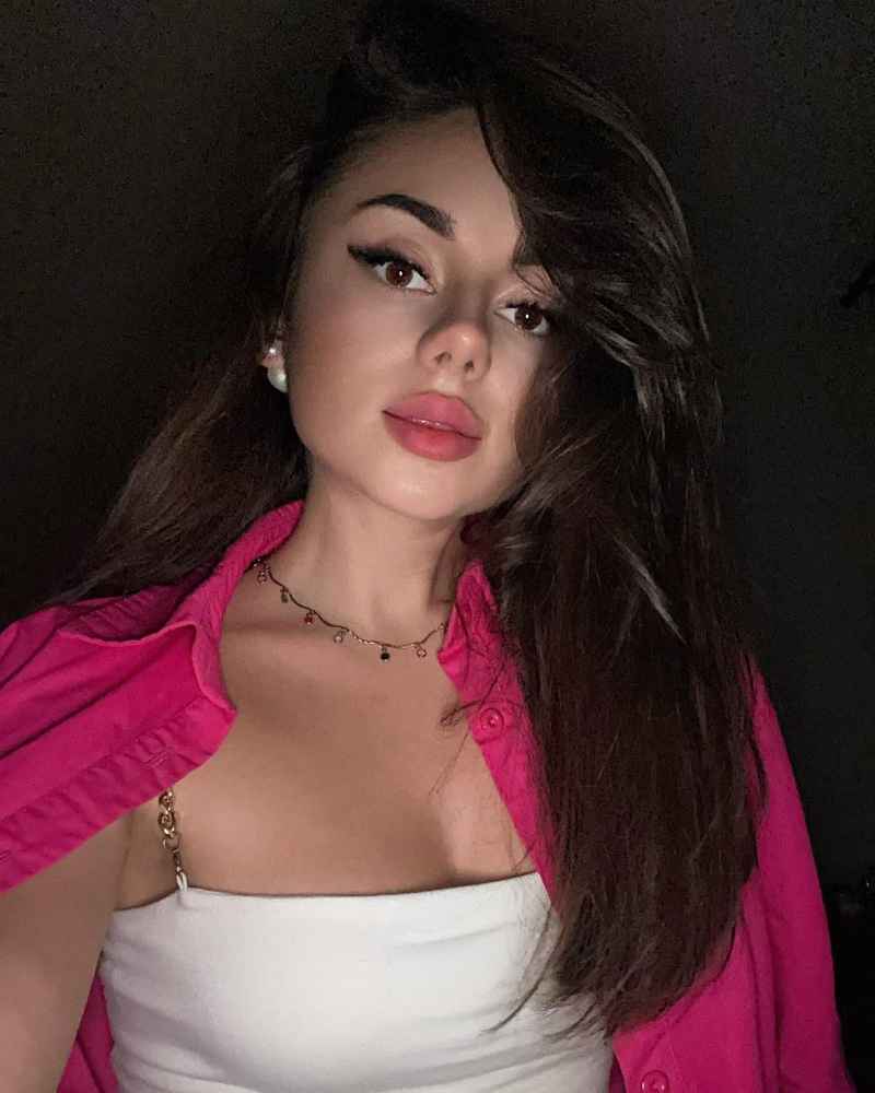 Marian - curvy