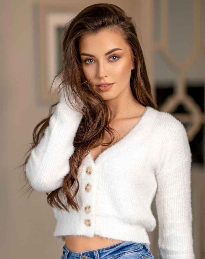 Arlene - high class
