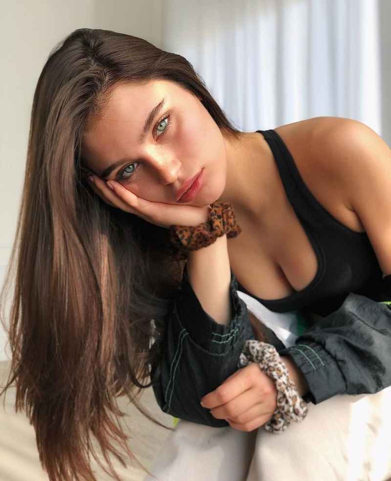 Laure - party girl
