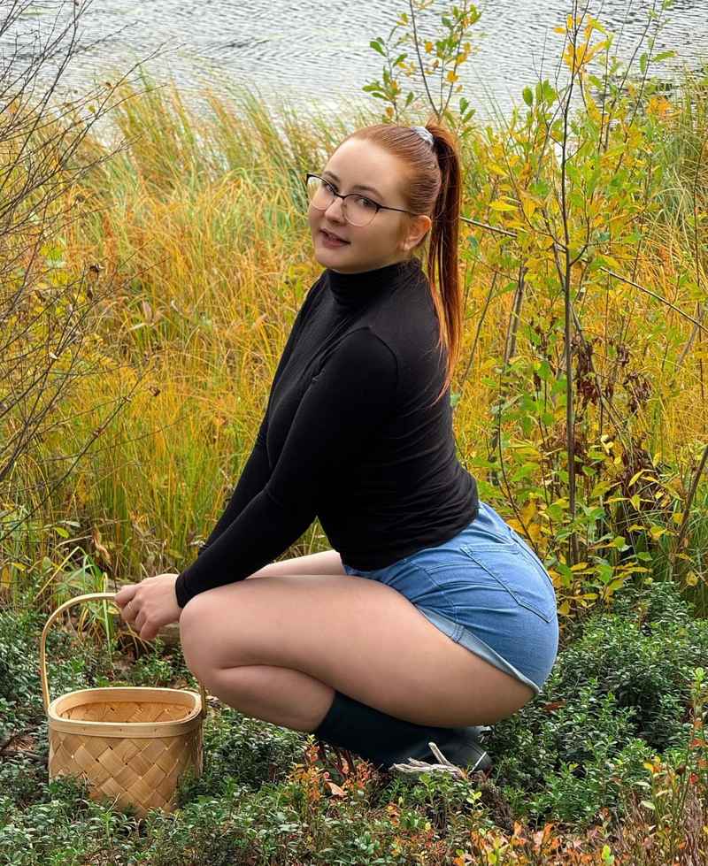 Theresa - mature companion