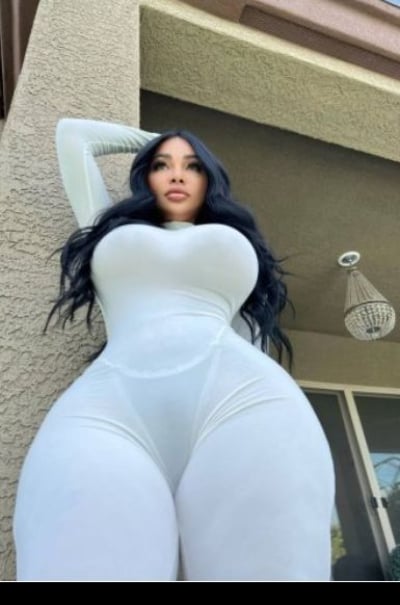 Hannah - incall tonight