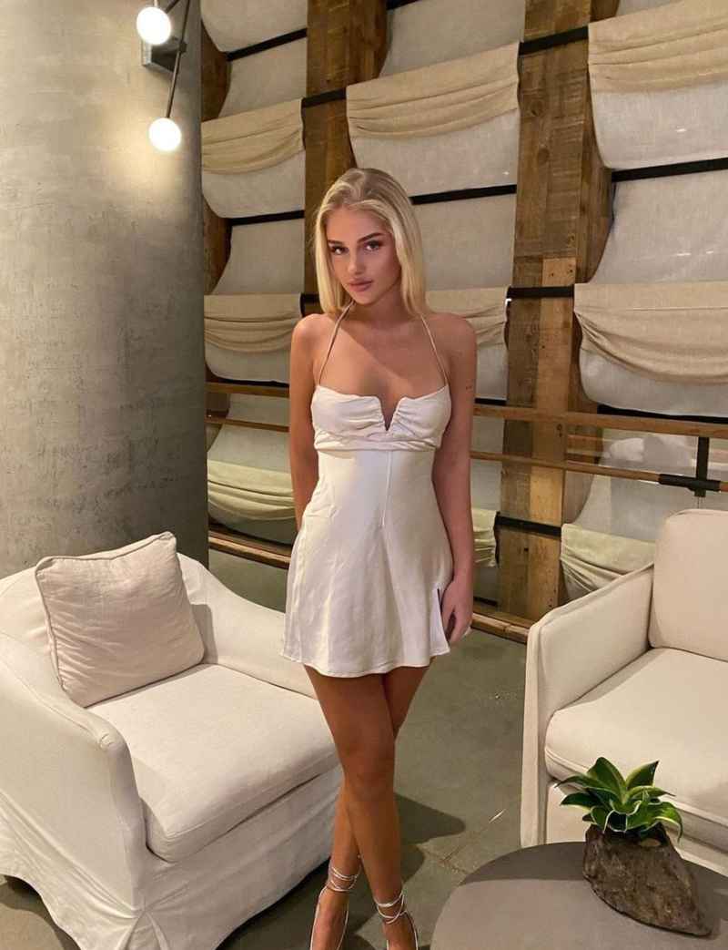 Yvette - outcall available