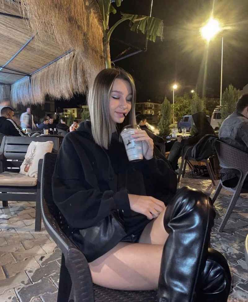 Claudette - curvy