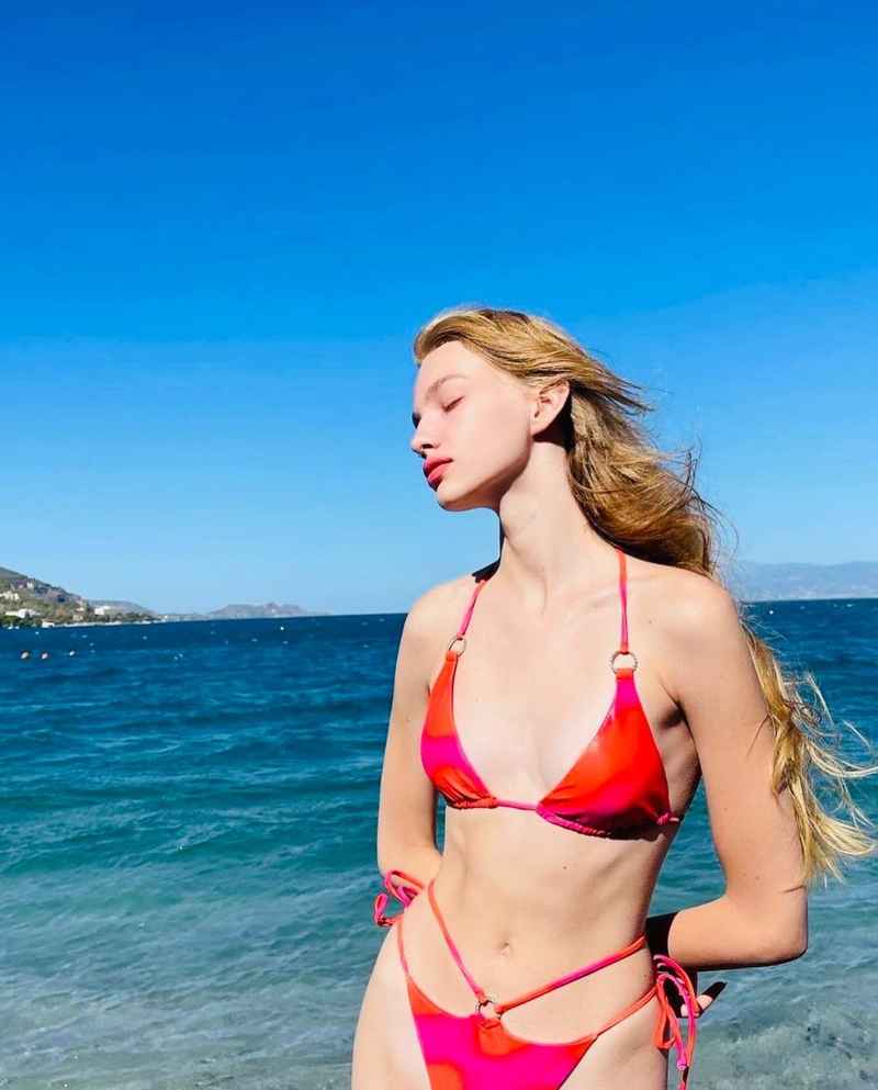 Siobhan - curvy