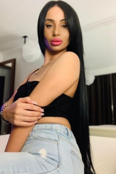 Lara - high class