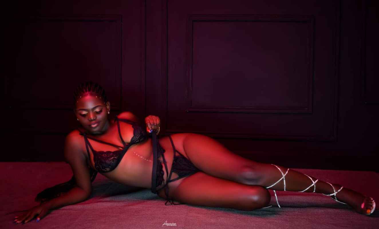 Talia - curvy