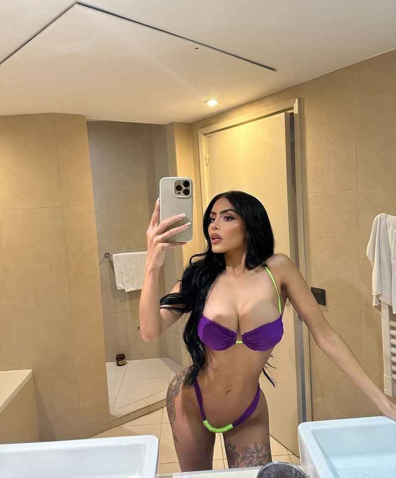 Elsie - curvy