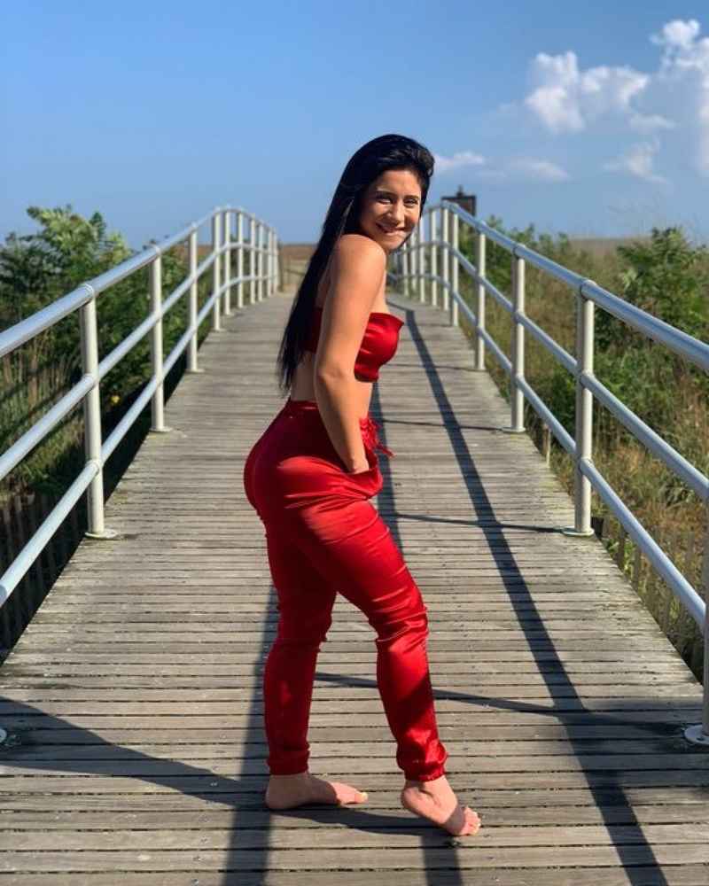 Mya - incall tonight
