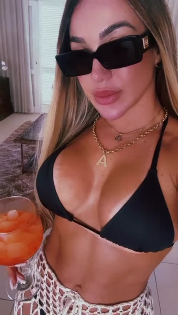 Florence - outcall available