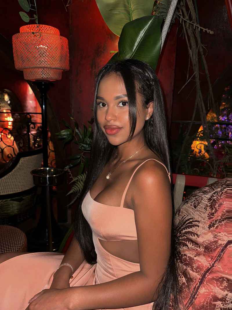 Abigail - mature companion