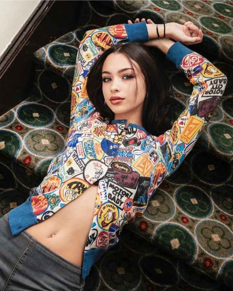 Nicole - party girl