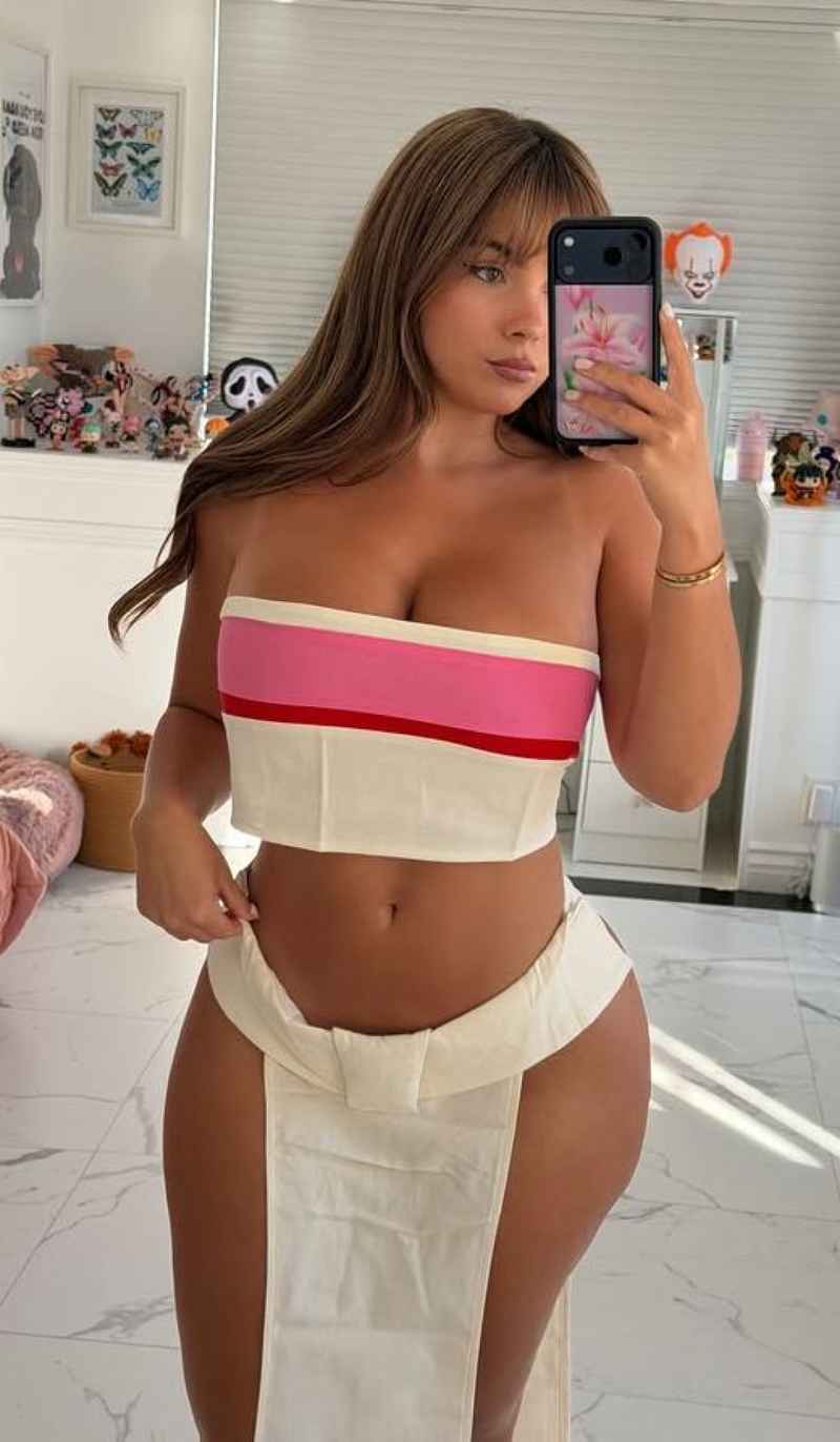 Kaylee - curvy