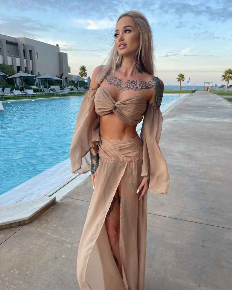 Colette - mature companion