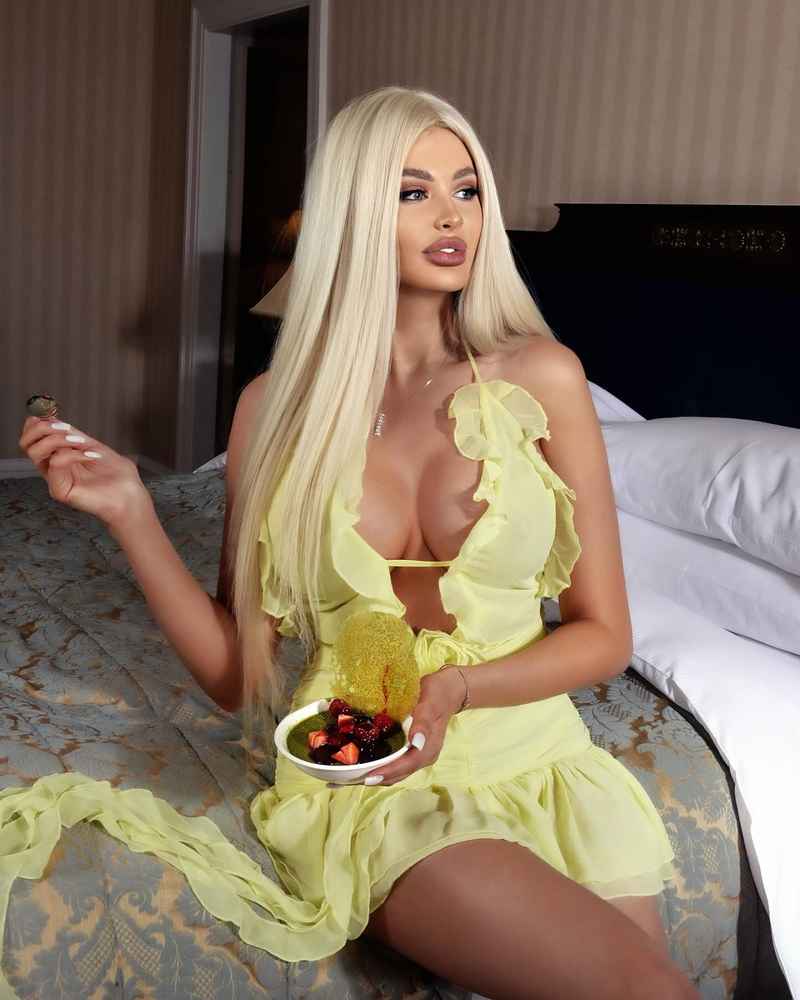 Georgette - party girl