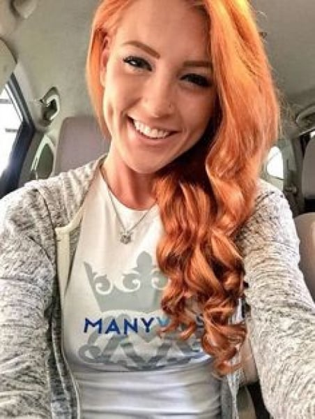 Stacy - mature companion