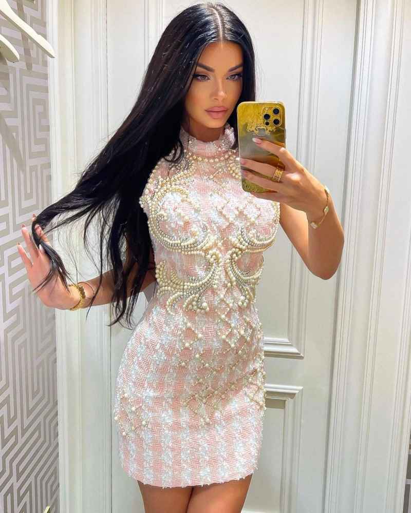 Colette - brunette