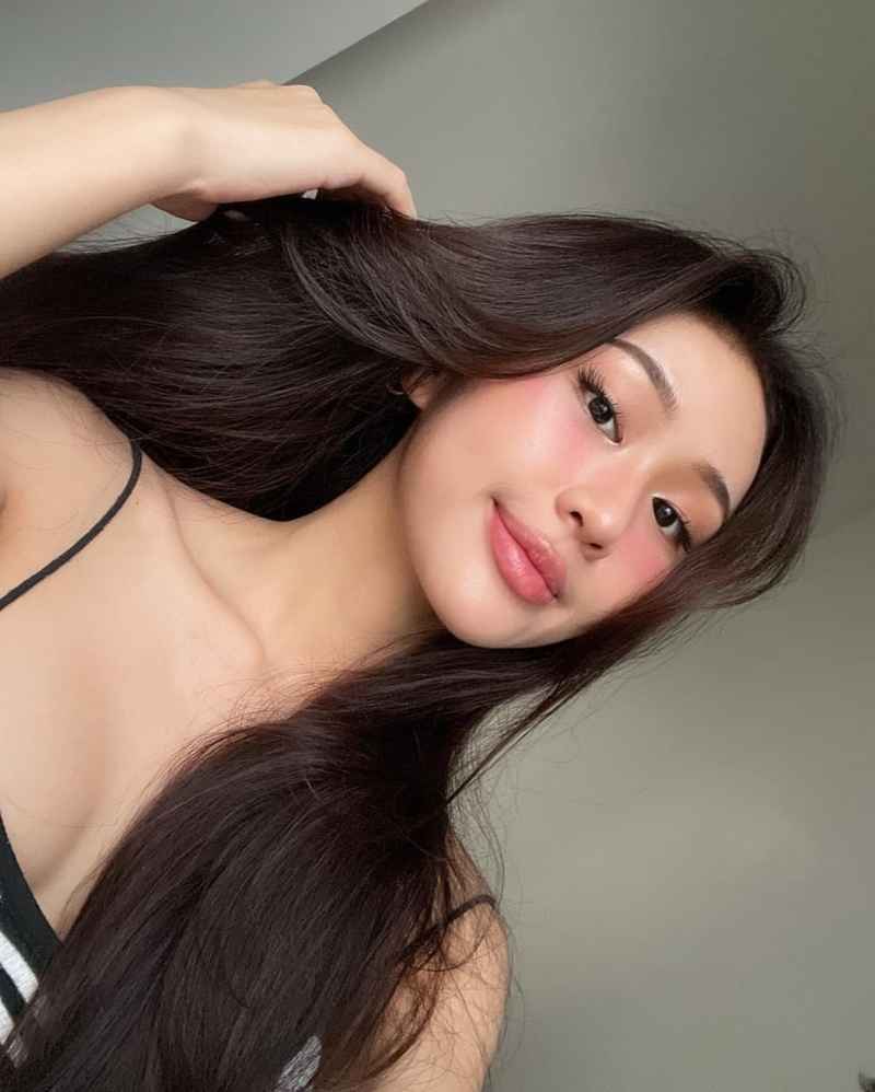 Felicite - mature companion