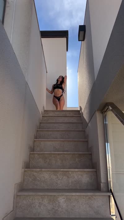 Georgette - party girl