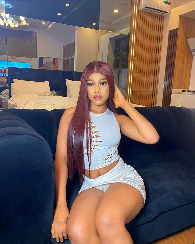 Marian - curvy