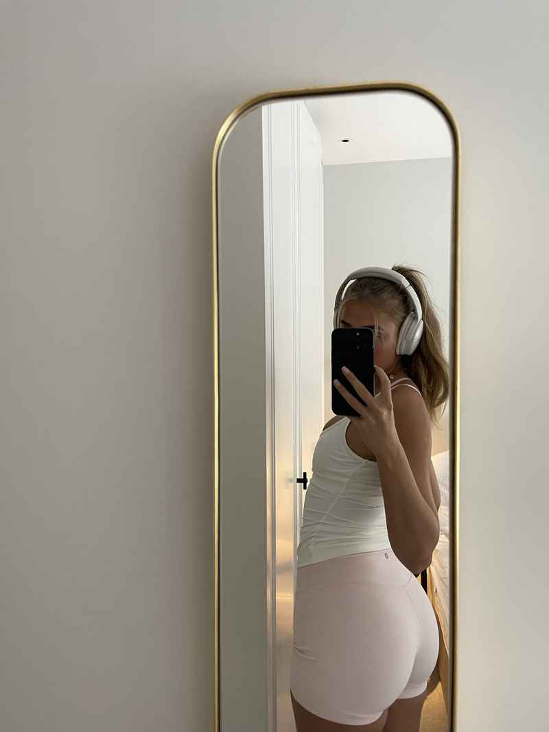 Gianna - curvy