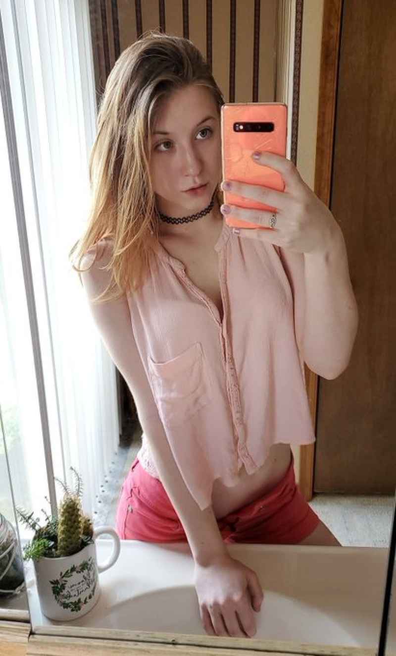 Nathalie - blonde