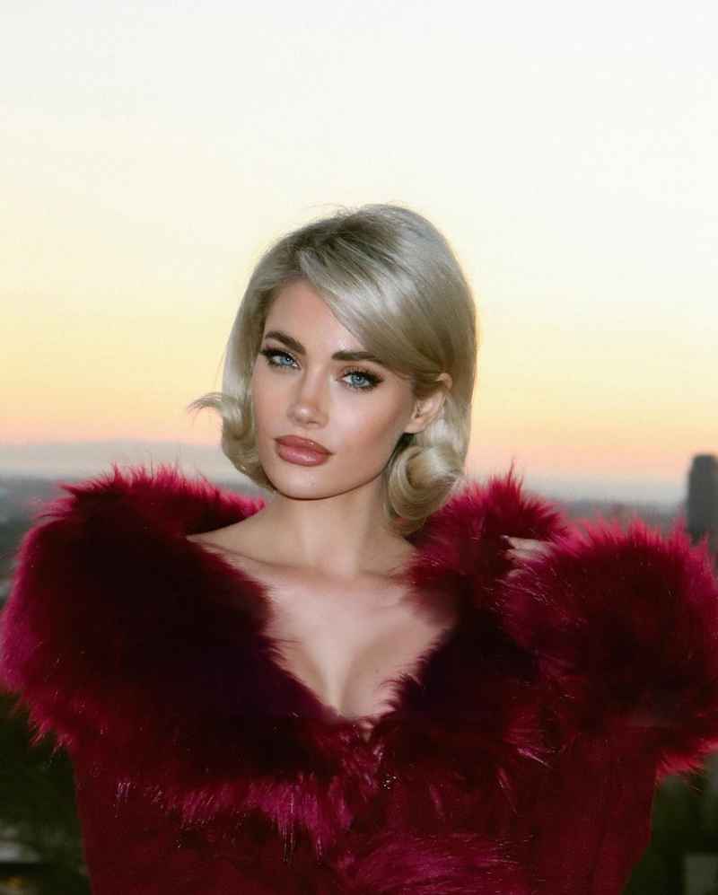Kylie - party girl