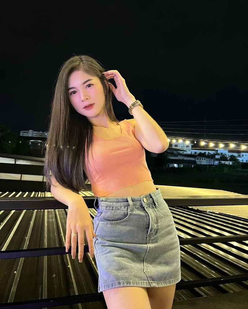 Linda - independent companion