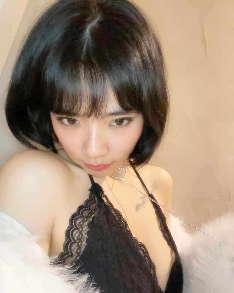Charlotte - GFE