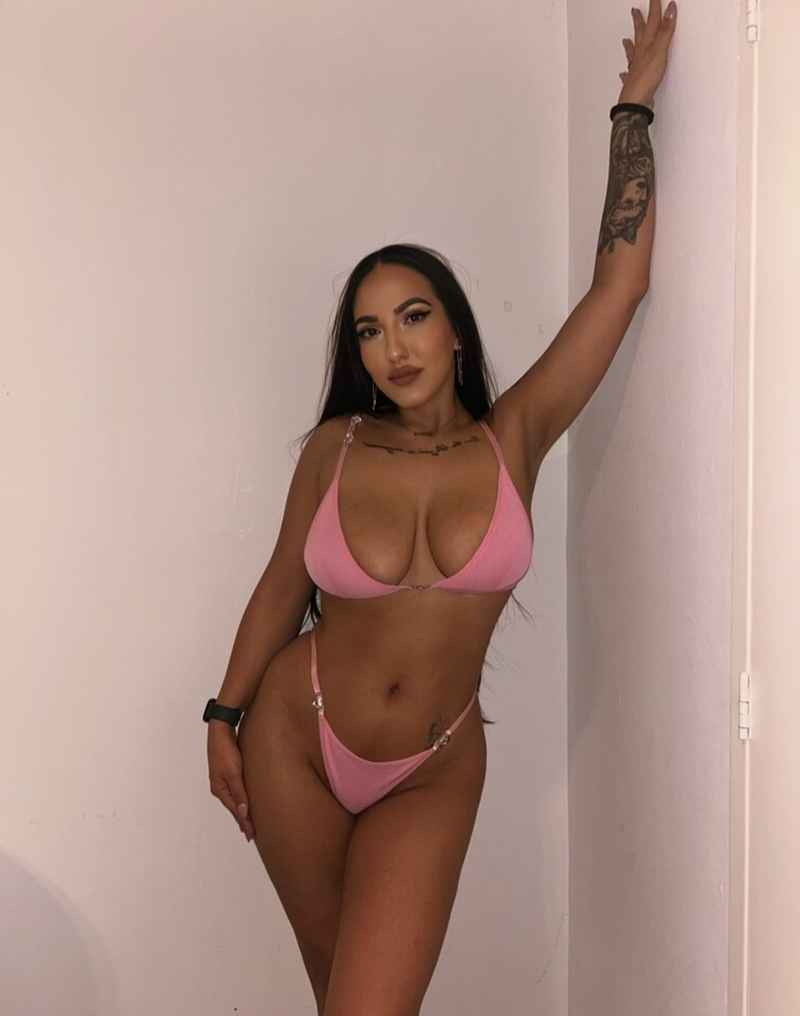 Aisling - mature companion