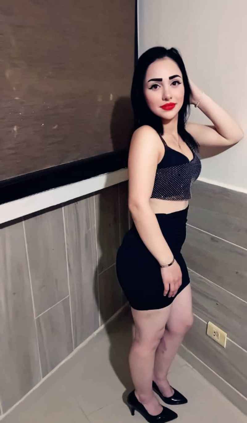 Sarah - GFE