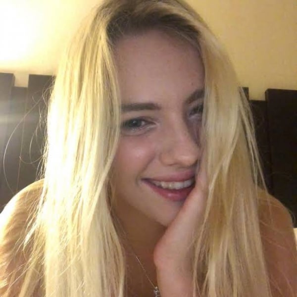 Sophia - curvy
