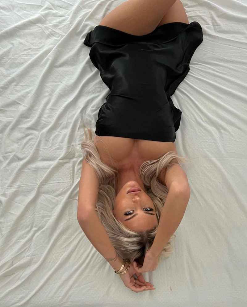 Evelyn - brunette