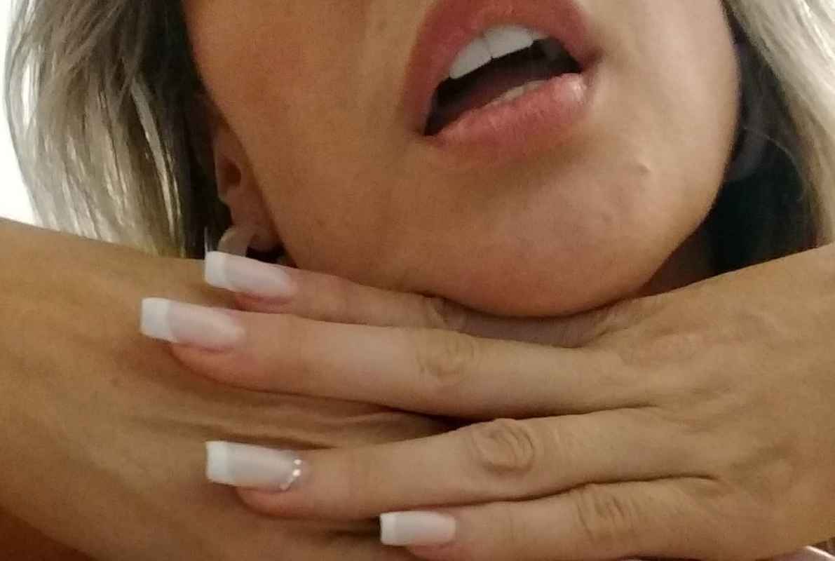 Corinne - available now