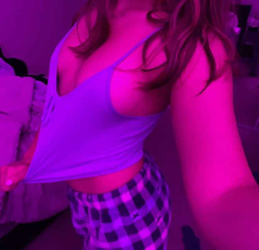 Violet - GFE