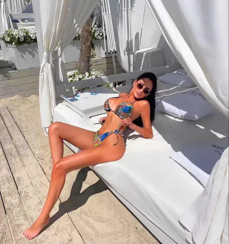 Makayla - curvy