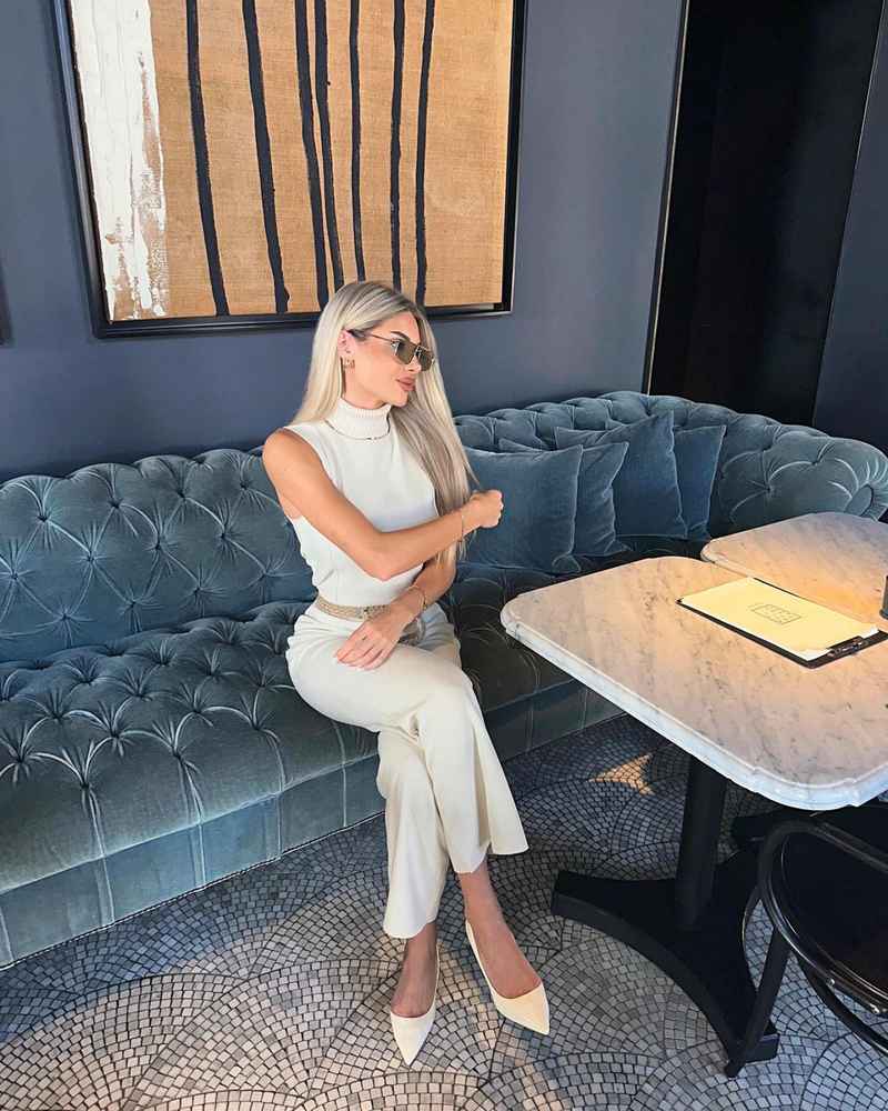 Delphine - curvy