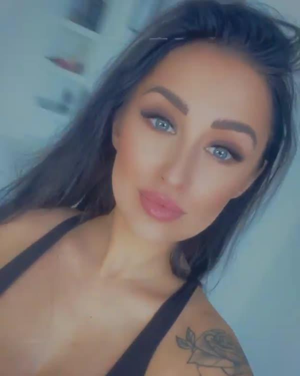 Eileen - independent companion