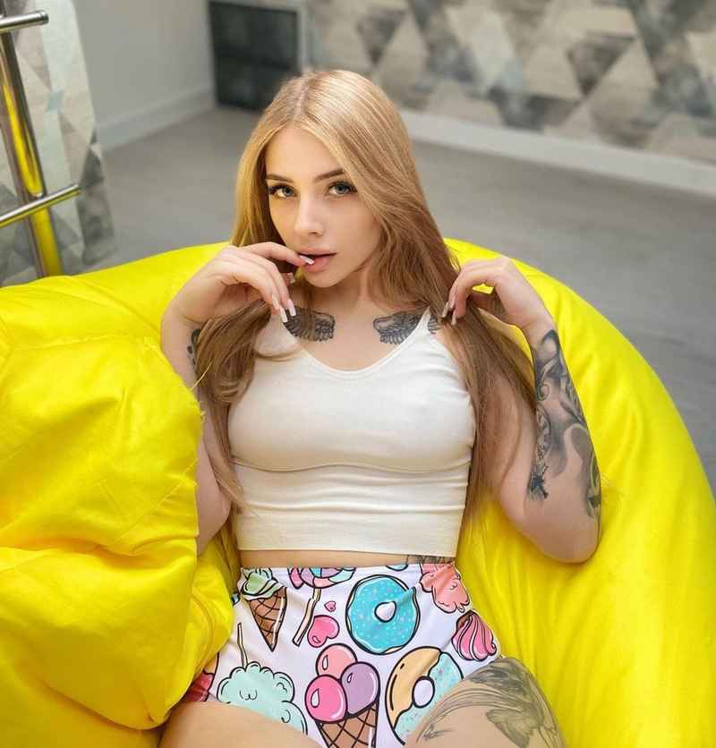 Suzanne - independent companion