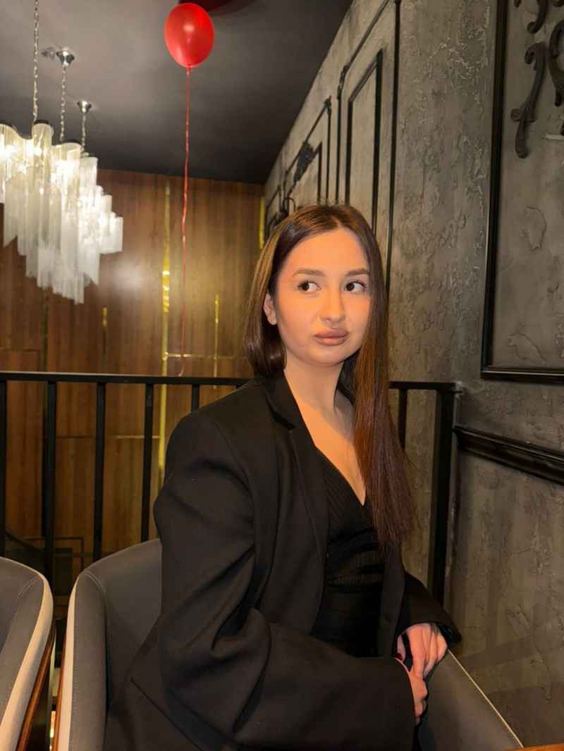 Jessica - curvy