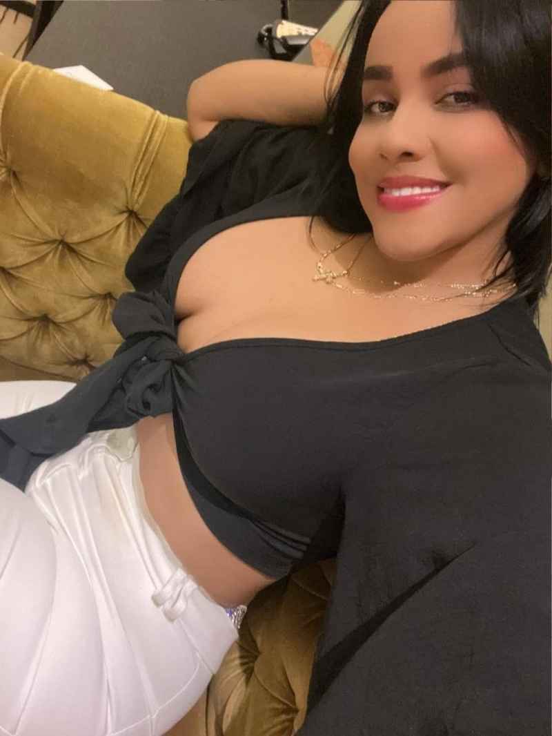 Rebecca - incall tonight