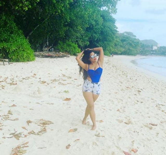 Nathalie - incall tonight