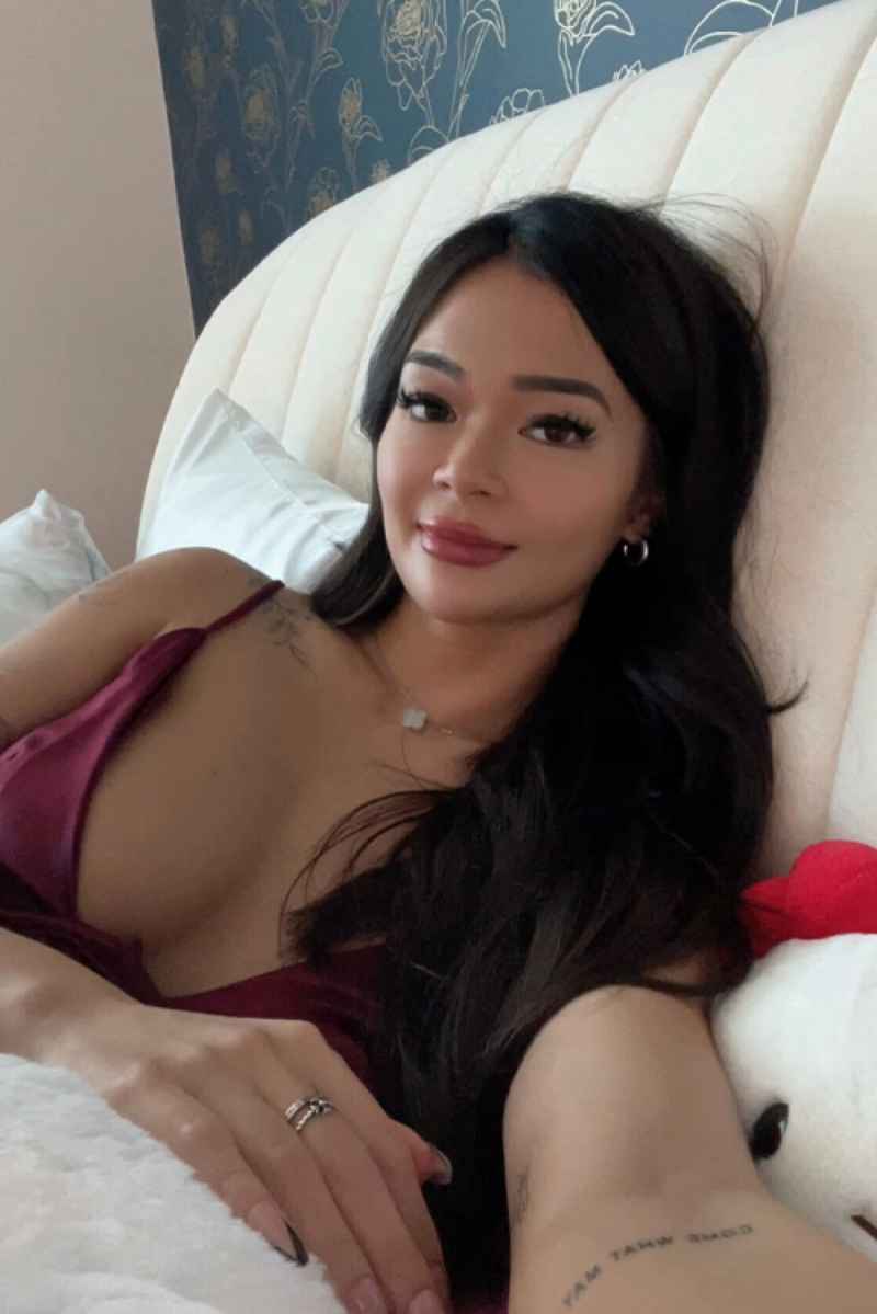 Anna - mature companion