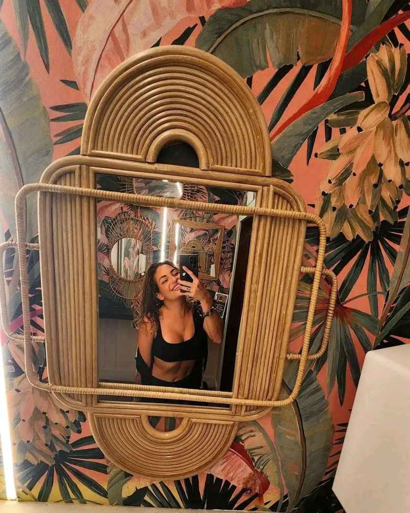 Sheila - brunette